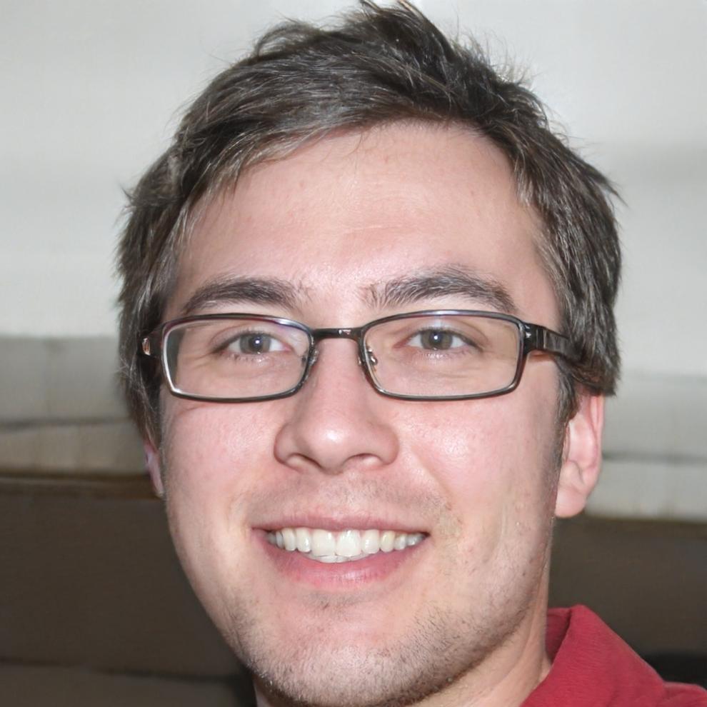 Portrait de Théophile Martel, expert en psychologie financière